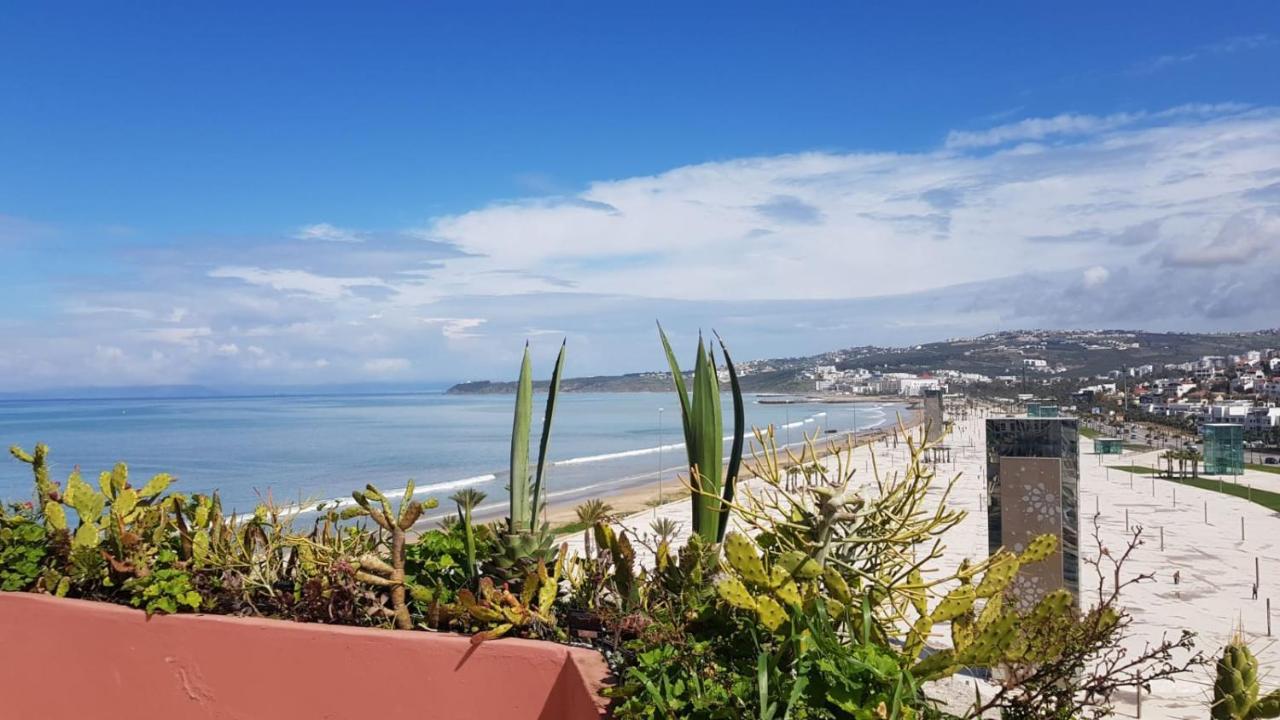 Appartement bord de mer et piscine Tanger Buitenkant foto