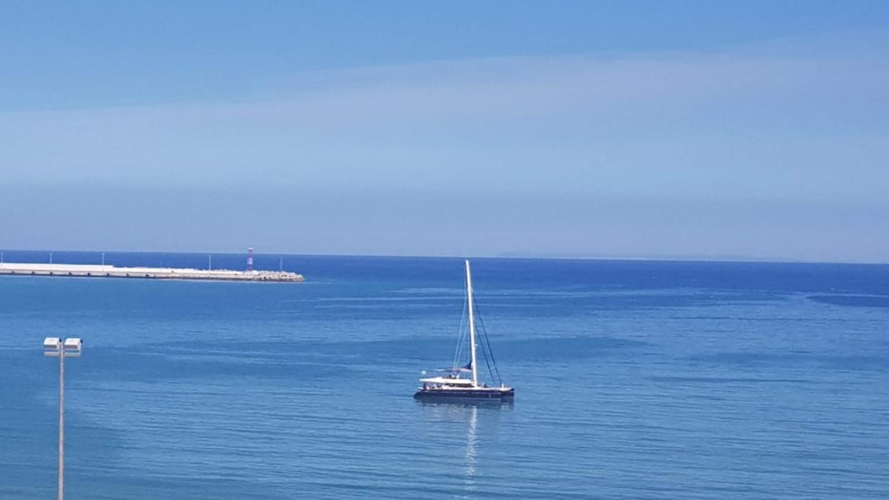 Appartement bord de mer et piscine Tanger Buitenkant foto