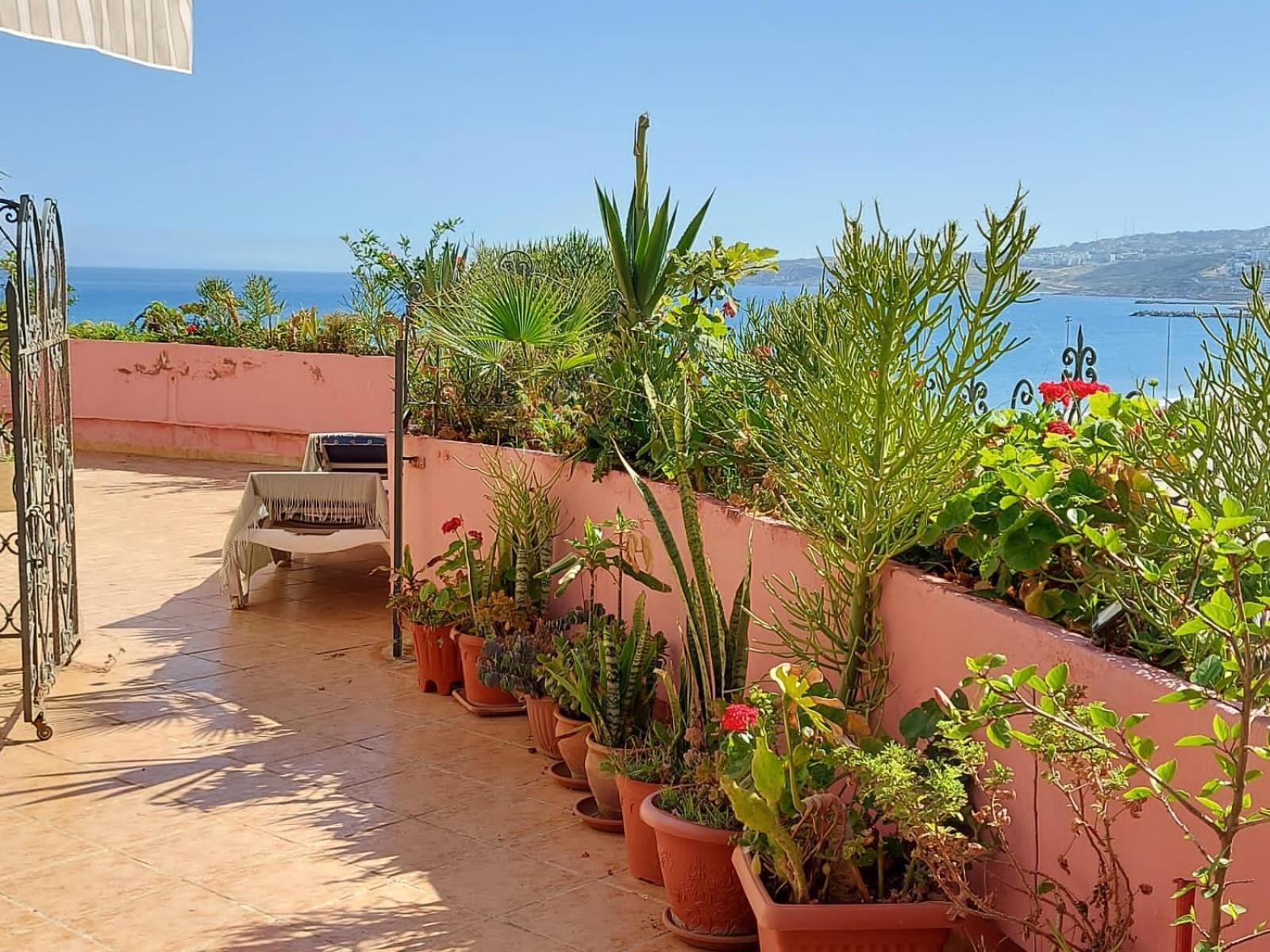 Appartement bord de mer et piscine Tanger Buitenkant foto