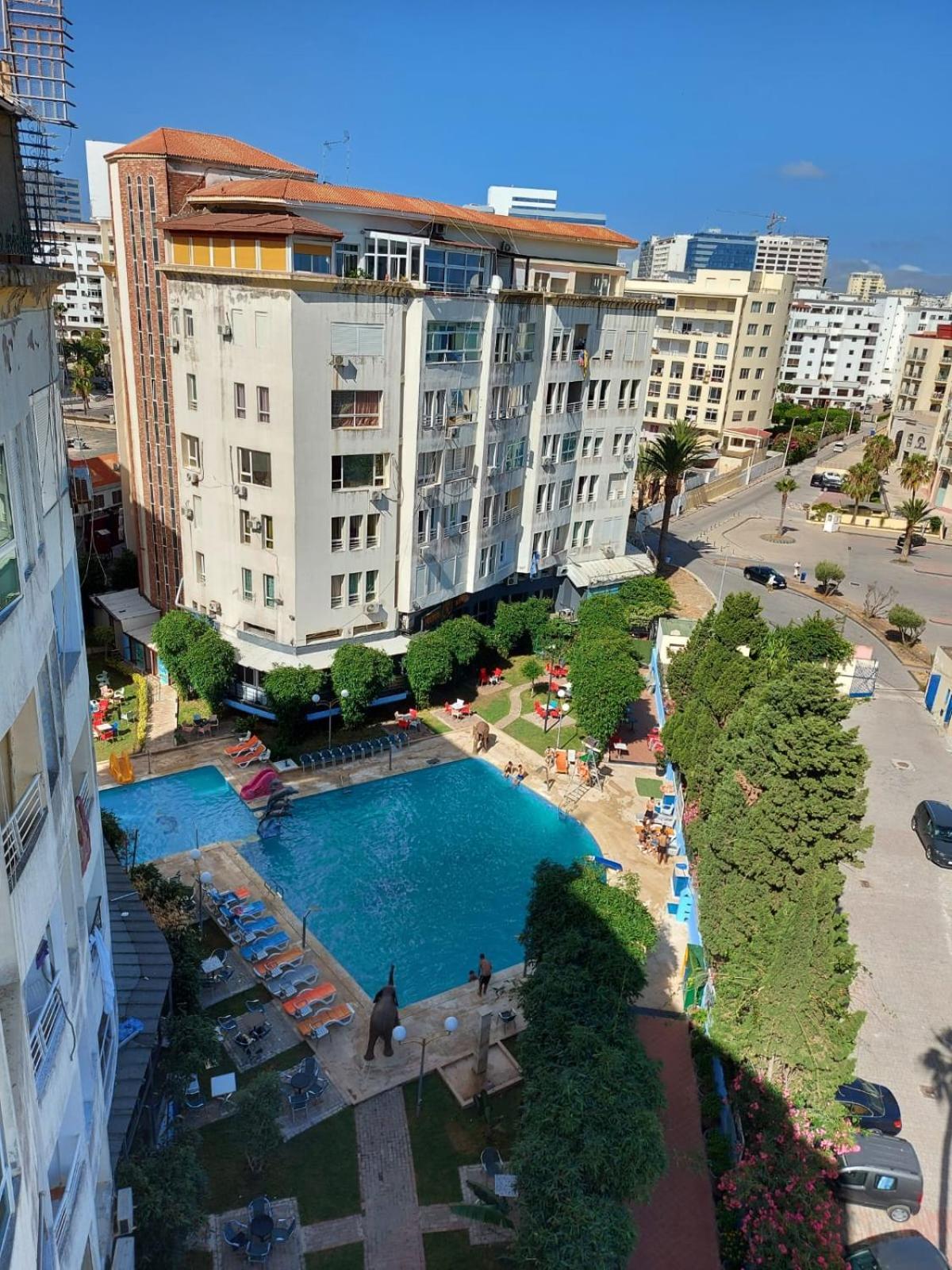 Appartement bord de mer et piscine Tanger Buitenkant foto