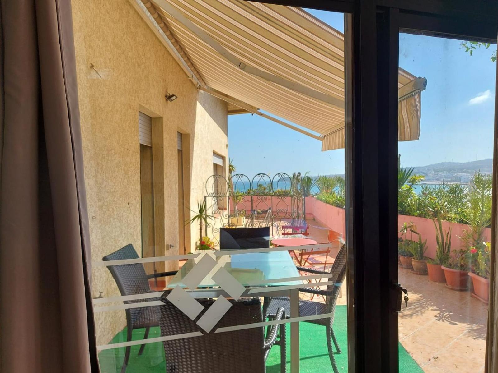 Appartement bord de mer et piscine Tanger Buitenkant foto