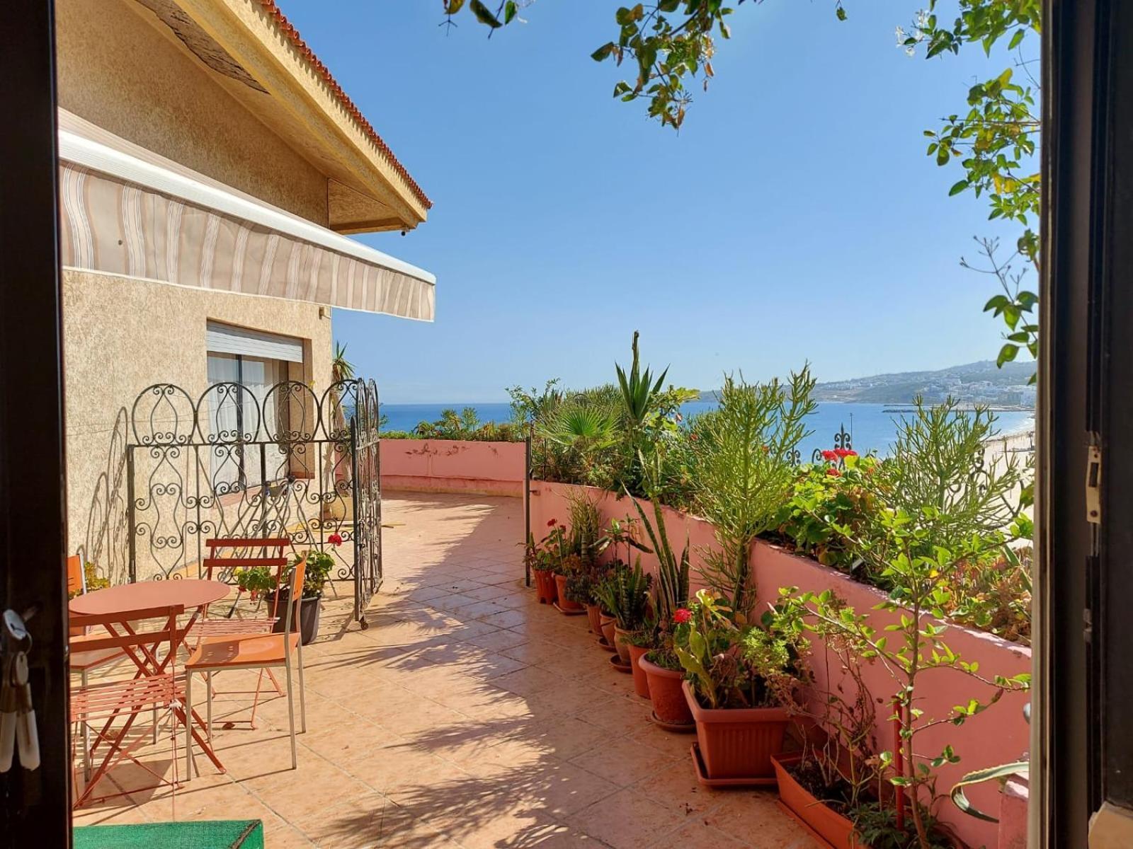 Appartement bord de mer et piscine Tanger Buitenkant foto